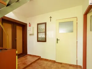 Prodej rodinného domu, Myslív, 286 m2