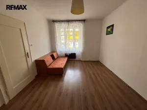 Pronájem bytu 2+kk, Hradec Králové - Kukleny, Denisovo náměstí, 66 m2