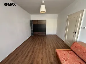 Pronájem bytu 2+kk, Hradec Králové - Kukleny, Denisovo náměstí, 66 m2