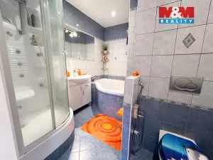 Prodej bytu 3+1, Chomutov, Svahová, 68 m2