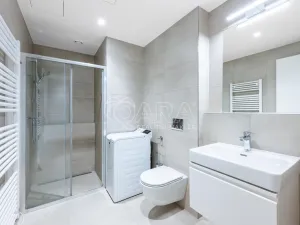 Pronájem bytu 1+kk, Praha - Karlín, Pobřežní, 28 m2