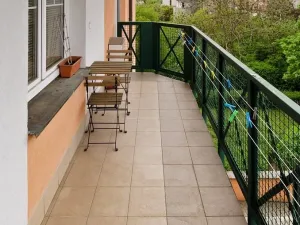 Pronájem bytu 3+1, Praha - Libeň, Společná, 66 m2
