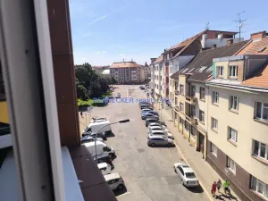 Pronájem bytu 2+1, Hradec Králové, Průmyslová, 98 m2