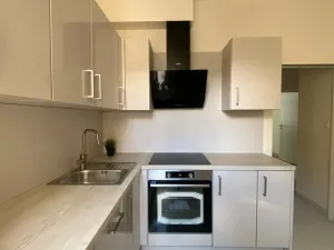 Pronájem bytu 2+1, Karlovy Vary, Koptova, 76 m2