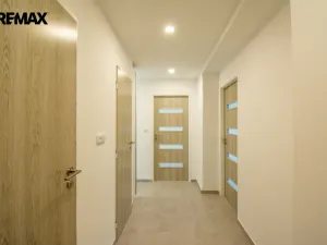 Pronájem bytu 3+1, Hradec Králové - Malšovice, Kpt. Fechtnera, 70 m2