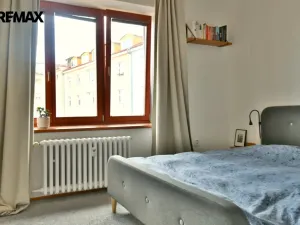 Pronájem bytu 2+kk, Hradec Králové - Pražské Předměstí, Nerudova, 46 m2