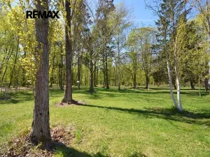 Pronájem zahrady, Slaný, 800 m2