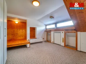 Pronájem bytu 2+1, Plzeň - Severní Předměstí, Na Roudné, 69 m2