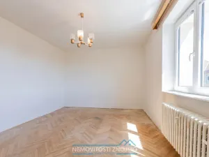 Prodej bytu 2+1, Znojmo, Smetanova, 54 m2