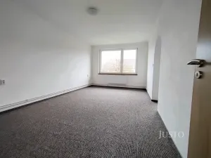 Pronájem bytu 4+1, Přeštěnice, 74 m2