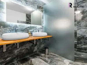 Prodej rodinného domu, Rašovice, 195 m2