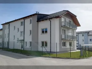 Pronájem bytu 2+kk, Trhové Sviny, Za Pilou, 47 m2