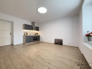 Pronájem bytu 2+kk, Olomouc, kpt. Nálepky, 40 m2