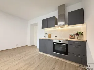 Pronájem bytu 2+kk, Olomouc, kpt. Nálepky, 40 m2