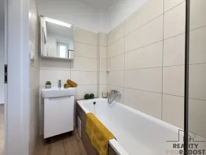 Pronájem bytu 2+kk, Olomouc, kpt. Nálepky, 39 m2