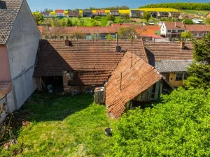 Prodej pozemku pro bydlení, Uhřice, 2318 m2