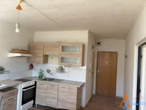 Pronájem bytu 1+1, Jirkov, Studentská, 35 m2