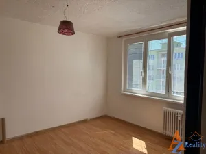 Pronájem bytu 1+1, Jirkov, Studentská, 35 m2