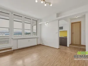 Prodej bytu 1+kk, Zlín, Ševcovská, 33 m2