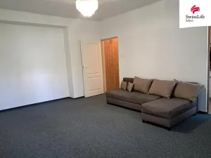 Pronájem bytu 1+1, Praha - Břevnov, Na Petřinách, 38 m2
