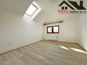 Pronájem bytu 3+kk, Náchod, U Zastávky, 70 m2
