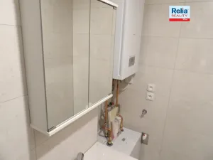 Pronájem bytu 2+kk, Liberec, Na Poříčí, 37 m2
