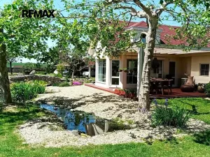Prodej rodinného domu, Uhy, 147 m2