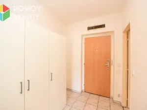 Pronájem bytu 1+kk, Beroun, Pod Homolkou, 30 m2