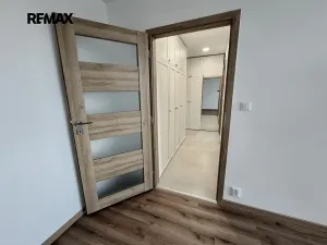 Pronájem bytu 3+kk, Praha - Strašnice, Gutova, 67 m2