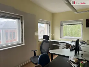 Pronájem kanceláře, Bruntál, Fügnerova, 81 m2