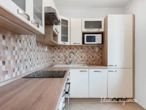 Pronájem bytu 2+kk, Praha - Záběhlice, Choceradská, 53 m2
