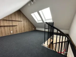Pronájem bytu 2+1, Hradec Králové - Pražské Předměstí, Dobrovského, 56 m2