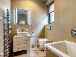 Prodej rodinného domu, Tuchoměřice, Polní, 383 m2