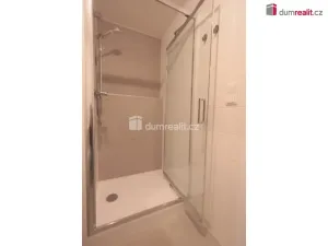 Pronájem bytu 2+kk, Praha - Prosek, Veltruská, 60 m2
