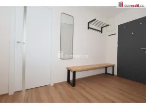 Pronájem bytu 2+kk, Praha - Prosek, Veltruská, 60 m2