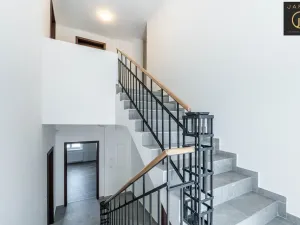 Prodej rodinného domu, Kladno, Svépomoc, 209 m2