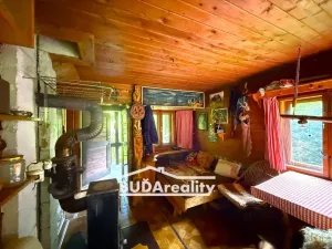Prodej podílu 1/2 chaty, Lípa, 50 m2