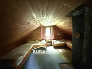 Prodej podílu 1/2 chaty, Lípa, 50 m2