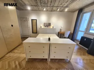 Pronájem bytu 3+kk, Praha - Záběhlice, Hlavní, 73 m2