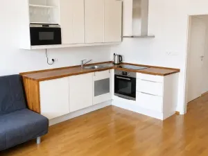 Pronájem bytu 4+kk, Praha - Modřany, Božetická, 72 m2