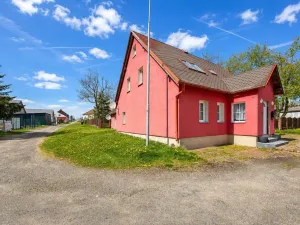 Prodej rodinného domu, Hora Svatého Šebestiána, 295 m2