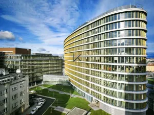 Pronájem komerční nemovitosti, Praha - Nusle, Pikrtova, 1070 m2