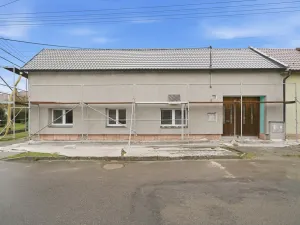 Prodej rodinného domu, Krčmaň, Náves, 250 m2
