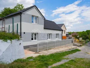 Prodej rodinného domu, Zvoleněves, 81 m2