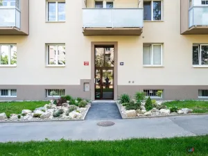 Prodej bytu 3+1, Praha - Hloubětín, Poděbradská, 65 m2