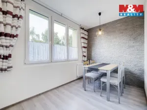 Prodej bytu 2+1, Tachov, Bělojarská, 56 m2