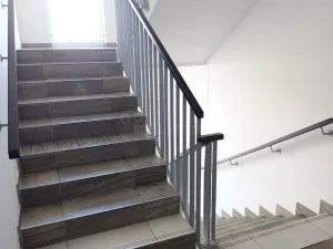 Pronájem bytu 1+kk, Praha, Freiwaldova, 37 m2