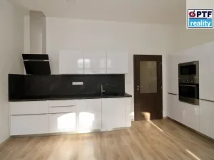 Pronájem bytu 2+kk, Plzeň, Havlíčkova, 61 m2