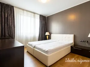 Pronájem bytu 3+kk, Praha - Vysočany, Ocelářská, 80 m2