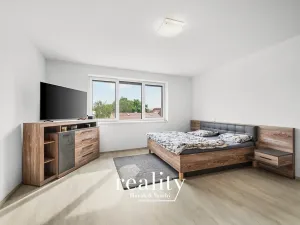Pronájem bytu 2+kk, Znojmo, Tovární, 62 m2